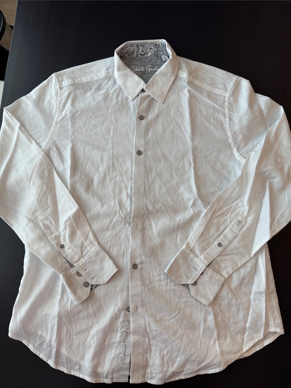 Robert Graham White classic fit, 100% cotton Textured Button-Down Shirt